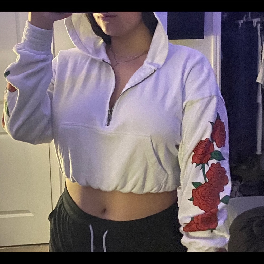 Cropped White Rose Design Hoodie .
